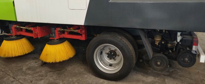 東風(fēng)途逸掃路車國VI藍牌柴油機